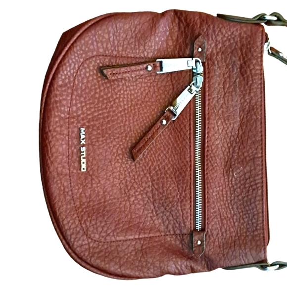 Max Studio Burgundy Convertible style bag - Picture 4 of 4